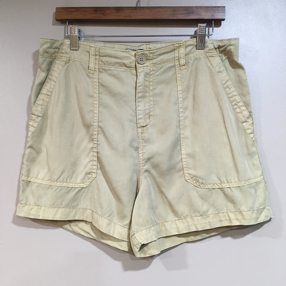 Social Standard Sanctuary Cargo Utility Shorts Womens L Khaki Tan Safari Outdoor